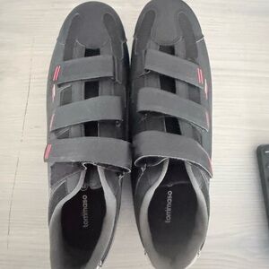 Black Cycling Shoes